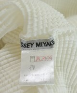 ISSEY MIYAKE（イッセイミヤケ）カジュアルシャツ 白 サイズ:M レディース/2200694066018