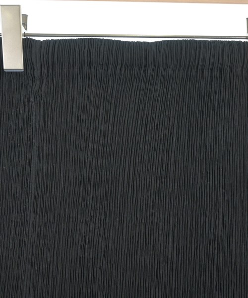 ISSEY MIYAKE（イッセイミヤケ）ロング・マキシ丈スカート 黒 サイズ:M レディース/2200694424153