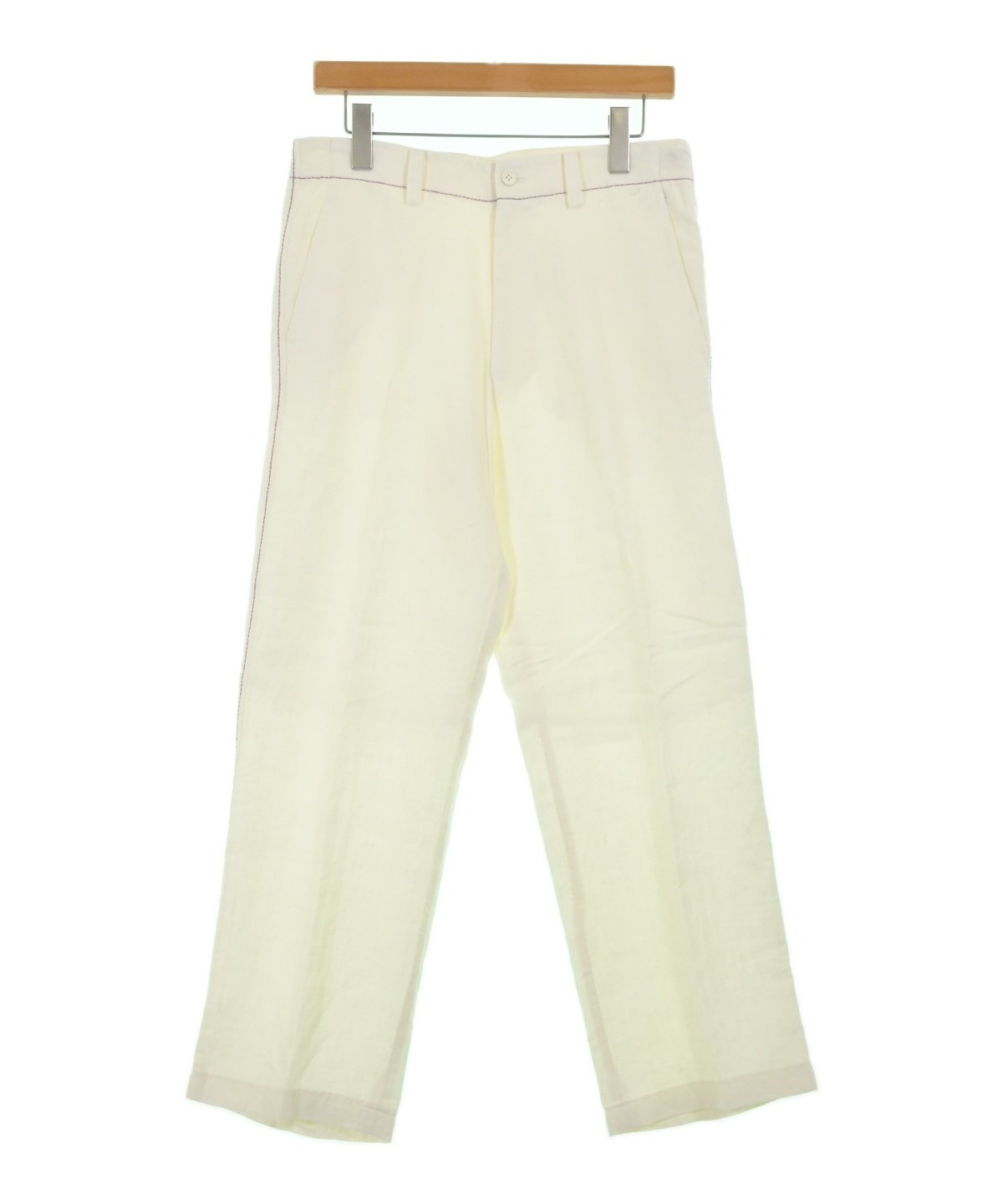 ISSEY MIYAKE ホワイト スラックス ISSEY MIYAKE（イッセイミヤケ）スラックス 白 サイズ:2(M位) メンズ
