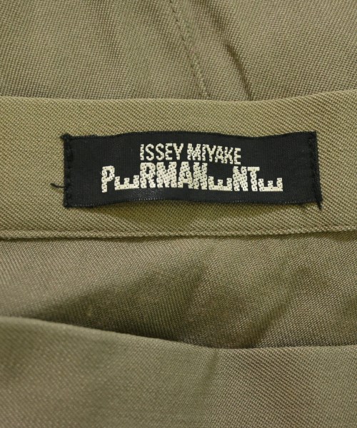ISSEY MIYAKE（イッセイミヤケ）その他 カーキ サイズ:-(S位) レディース/2200694856015