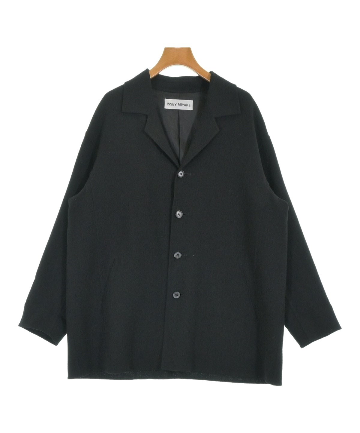 k*3様 ISSEY MIYAKE レディース 変形襟1Bジャケット ISSEY MIYAKE（イッセイミヤケ）カジュアルジャケット 黒 サイズ:F