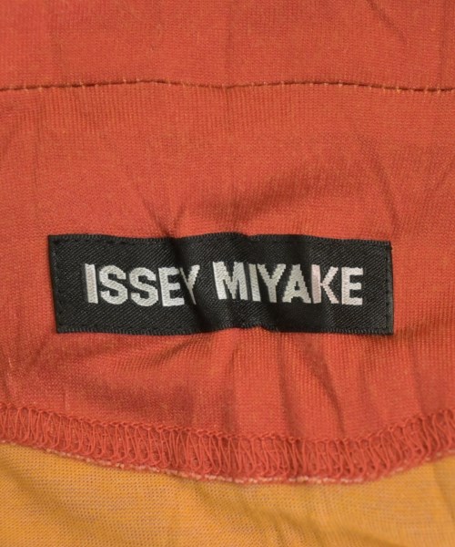 ISSEY MIYAKE（イッセイミヤケ）カジュアルジャケット 赤 サイズ:M メンズ/2200696704208