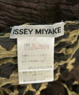 ISSEY MIYAKE（イッセイミヤケ）カジュアルシャツ 茶 サイズ:M レディース/2200696290480