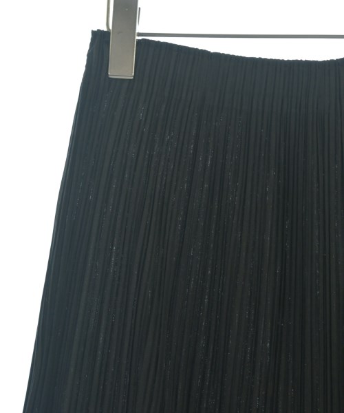 ISSEY MIYAKE（イッセイミヤケ）ひざ丈スカート 黒 サイズ:3(L位) レディース/2200696290572