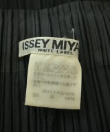 ISSEY MIYAKE（イッセイミヤケ）ひざ丈スカート 黒 サイズ:3(L位) レディース/2200696290572