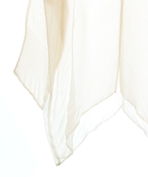 ISSEY MIYAKE（イッセイミヤケ）ブラウス ベージュ サイズ:2(M位) レディース/2200698714038