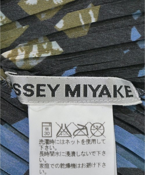 ISSEY MIYAKE（イッセイミヤケ）ブラウス 黒 サイズ:2(M位) レディース/2200698714045