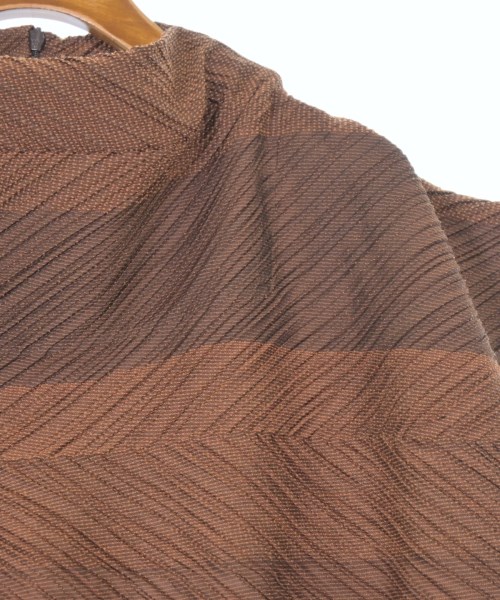 ISSEY MIYAKE（イッセイミヤケ）カジュアルシャツ 茶 サイズ:2(M位) レディース/2200698886087