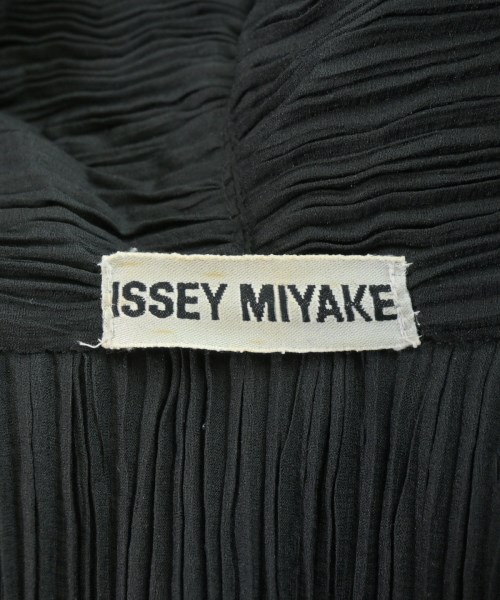 ISSEY MIYAKE（イッセイミヤケ）ジャケット 黒 サイズ:M レディース/2200695310134