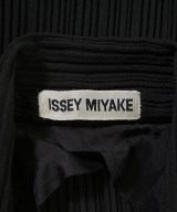 ISSEY MIYAKE（イッセイミヤケ）カジュアルジャケット 黒 サイズ:M レディース/2200700362011