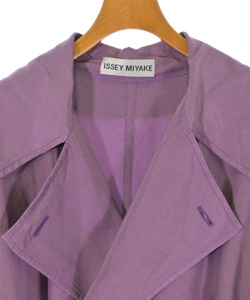 ISSEY MIYAKE（イッセイミヤケ）トレンチコート 紫 サイズ:2(M位) レディース/2200700886012