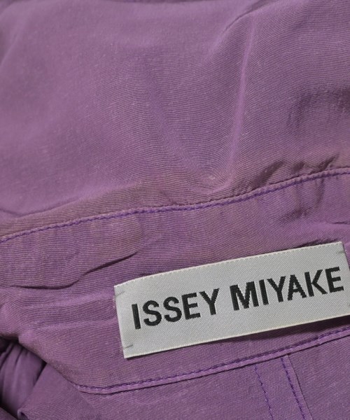 ISSEY MIYAKE（イッセイミヤケ）トレンチコート 紫 サイズ:2(M位) レディース/2200700886012