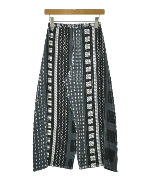 ISSEY MIYAKE（イッセイミヤケ）その他 黒 サイズ:1(S位) レディース/2200701543051
