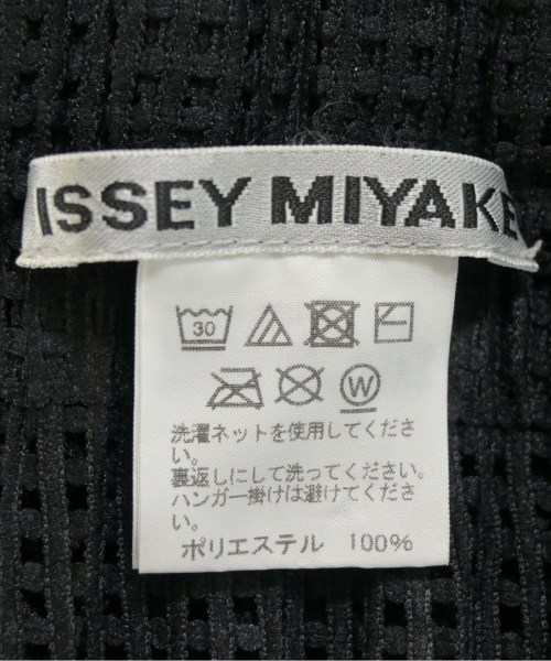 ISSEY MIYAKE（イッセイミヤケ）カジュアルシャツ 黒 サイズ:2(M位) レディース/2200655022084