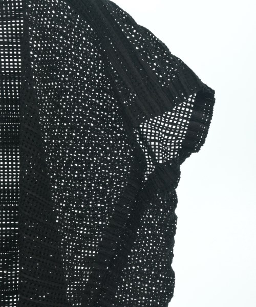 ISSEY MIYAKE（イッセイミヤケ）カジュアルシャツ 黒 サイズ:2(M位) レディース/2200655022084