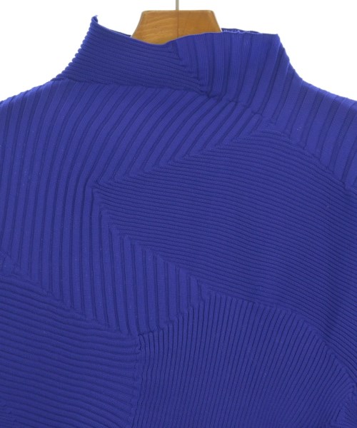 ISSEY MIYAKE（イッセイミヤケ）ニット・セーター 青 サイズ:2(M位) レディース/2200655484042