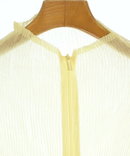 ISSEY MIYAKE（イッセイミヤケ）ブラウス 黄 サイズ:2(M位) レディース/2200655484387