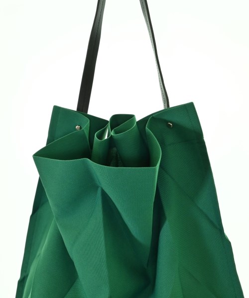 ISSEY MIYAKE（イッセイミヤケ）トートバッグ 緑 サイズ:- レディース/2200655988083