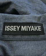 ISSEY MIYAKE（イッセイミヤケ）カジュアルシャツ 紺 サイズ:L メンズ/2200656487165