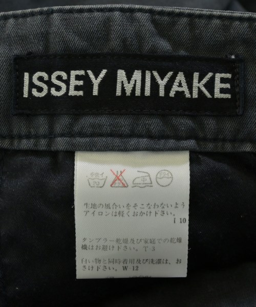 ISSEY MIYAKE（イッセイミヤケ）チノパン 紺 サイズ:L メンズ/2200657187033