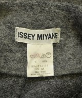 ISSEY MIYAKE（イッセイミヤケ）その他 グレー サイズ:M レディース/2200657597023