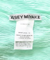 ISSEY MIYAKE（イッセイミヤケ）ブラウス 青 サイズ:2(M位) レディース/2200653812298