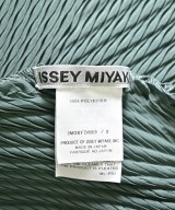 ISSEY MIYAKE（イッセイミヤケ）ノーカラージャケット 緑 サイズ:2(M位) レディース/2200653812526