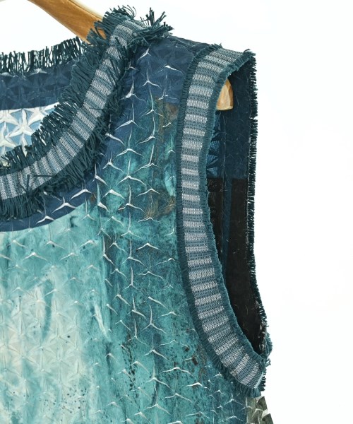 ISSEY MIYAKE（イッセイミヤケ）ベスト 青 サイズ:2(M位) レディース/2200653812540