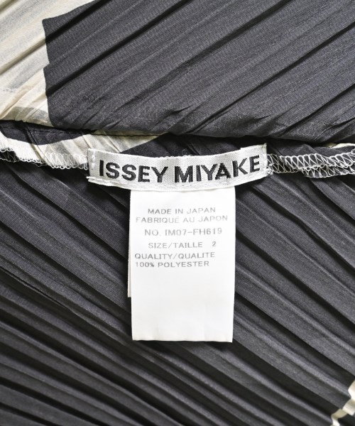 ISSEY MIYAKE（イッセイミヤケ）ワンピース 黒 サイズ:2(M位) レディース/2200653812892