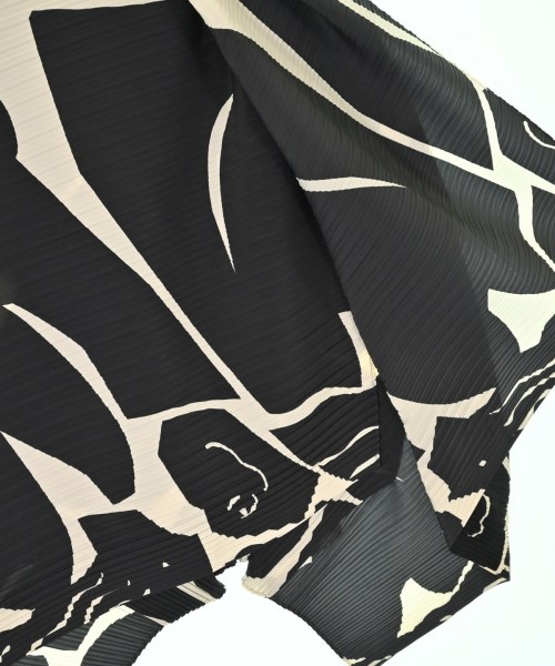 ISSEY MIYAKE（イッセイミヤケ）ワンピース 黒 サイズ:2(M位) レディース/2200653812892