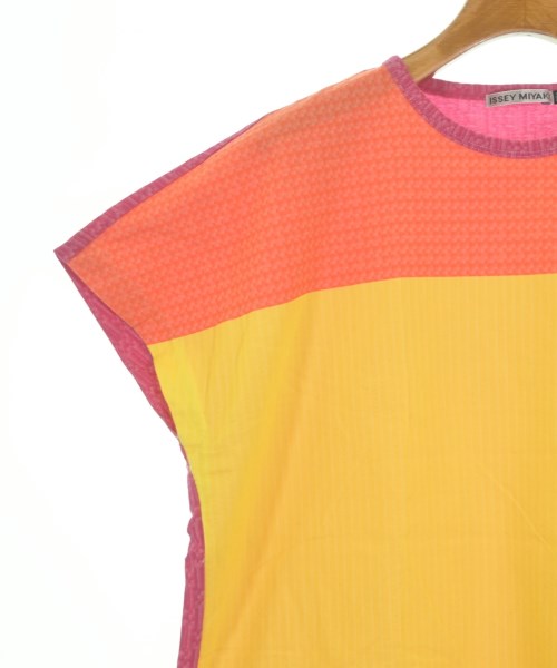 ISSEY MIYAKE（イッセイミヤケ）Tシャツ・カットソー 黄 サイズ:2(M位) レディース/2200653887500