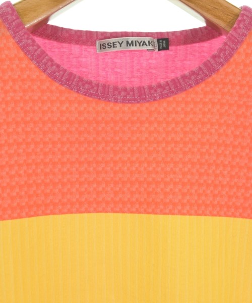 ISSEY MIYAKE（イッセイミヤケ）Tシャツ・カットソー 黄 サイズ:2(M位) レディース/2200653887500