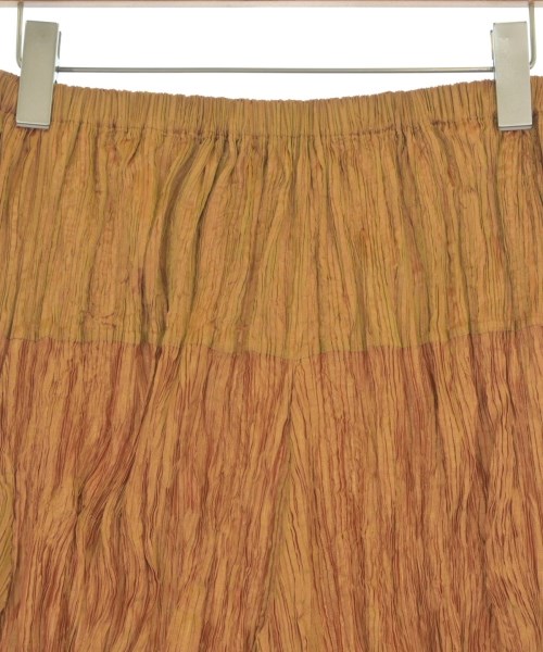 ISSEY MIYAKE（イッセイミヤケ）ロング・マキシ丈スカート オレンジ サイズ:M レディース/2200658734038