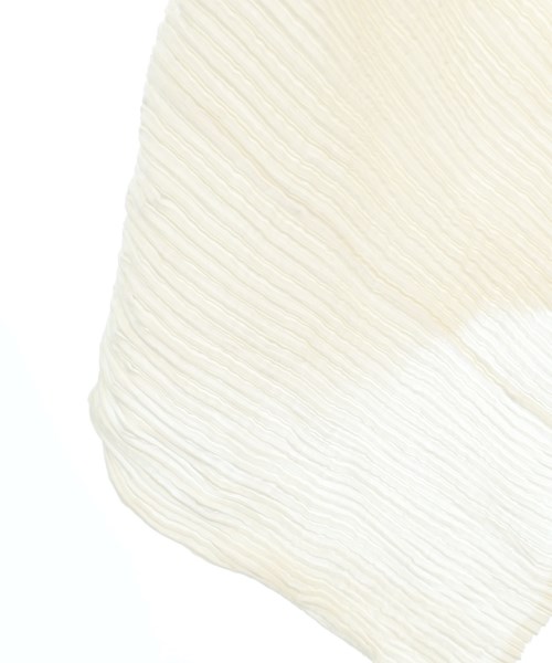 ISSEY MIYAKE（イッセイミヤケ）カジュアルシャツ 白 サイズ:M レディース/2200658734045