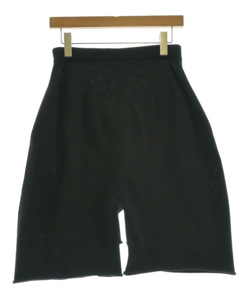 ISSEY MIYAKE（イッセイミヤケ）ショートパンツ 黒 サイズ:2(M位) レディース/2200661074039