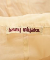 ISSEY MIYAKE（イッセイミヤケ）その他 ベージュ サイズ:9(M位) レディース/2200661162118