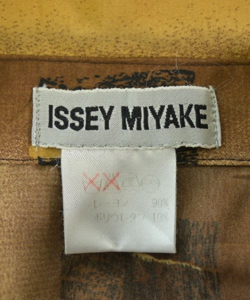 ISSEY MIYAKE（イッセイミヤケ）カジュアルシャツ 茶 サイズ:S レディース/2200661162125