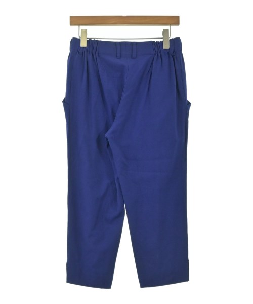 ISSEY MIYAKE（イッセイミヤケ）クロップドパンツ 青 サイズ:2(M位) レディース/2200661510513