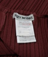 ISSEY MIYAKE（イッセイミヤケ）ワンピース 赤 サイズ:M レディース/2200661634080