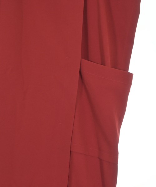 ISSEY MIYAKE（イッセイミヤケ）ワンピース 赤 サイズ:-(M位) レディース/2200662013051