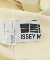 ISSEY MIYAKE（イッセイミヤケ）カジュアルシャツ 黄 サイズ:2(M位) メンズ/2200660772059