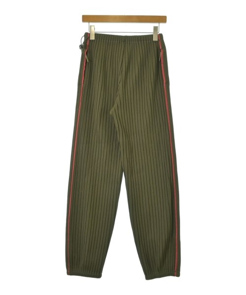 ISSEY MIYAKE（イッセイミヤケ）その他 カーキ サイズ:-(S位) レディース/2200711160170