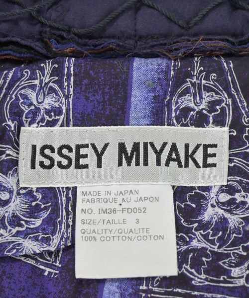 ISSEY MIYAKE（イッセイミヤケ）カジュアルジャケット 紫 サイズ:3(L位) レディース/2200711778108