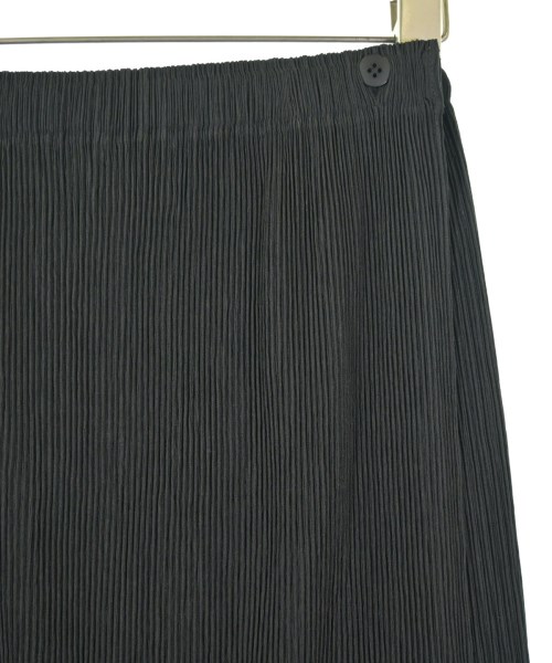 ISSEY MIYAKE（イッセイミヤケ）ひざ丈スカート 黒 サイズ:2(M位) レディース/2200711815209