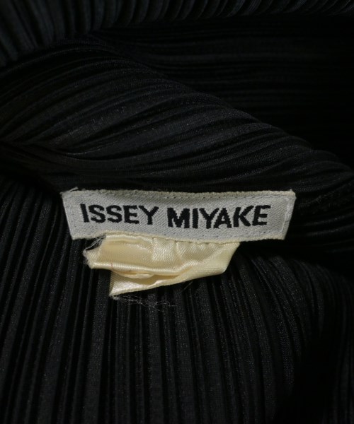 ISSEY MIYAKE（イッセイミヤケ）ブラウス 黒 サイズ:M レディース/2200712878067