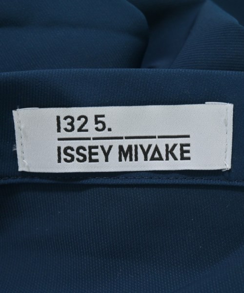 ISSEY MIYAKE（イッセイミヤケ）ブラウス 青 サイズ:3(L位) レディース/2200713329049