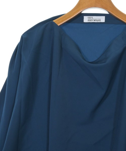 ISSEY MIYAKE（イッセイミヤケ）ブラウス 青 サイズ:3(L位) レディース/2200713329049