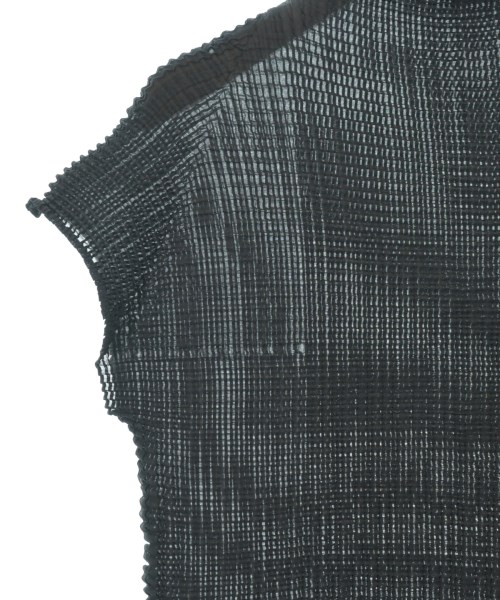 ISSEY MIYAKE（イッセイミヤケ）カジュアルシャツ 黒 サイズ:2(M位) レディース/2200712245043
