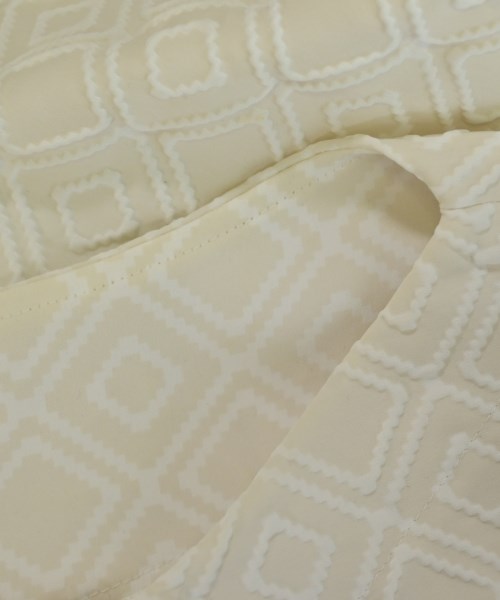 ISSEY MIYAKE（イッセイミヤケ）ブラウス ベージュ サイズ:2(M位) レディース/2200712245050