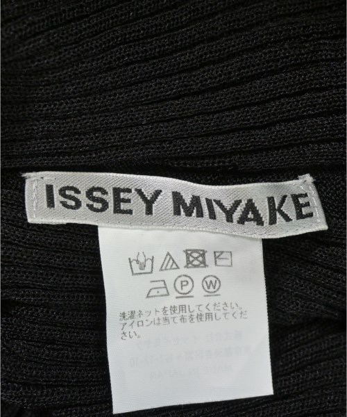 ISSEY MIYAKE（イッセイミヤケ）ニット・セーター 黒 サイズ:2(M位) レディース/2200712245067